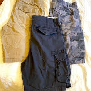 Men’s cargo shorts lot
